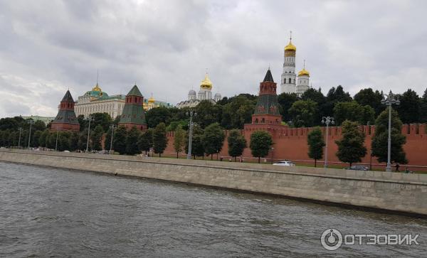 Прогулка на речном трамвайчике по Москве-реке (Россия, Москва) фото