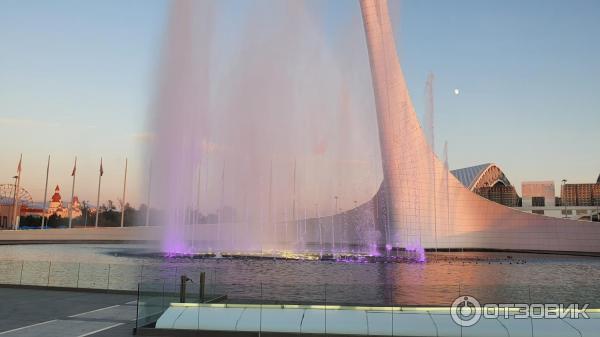 Светомузыкальный фонтан в Олимпийском парке Сочи Адлер