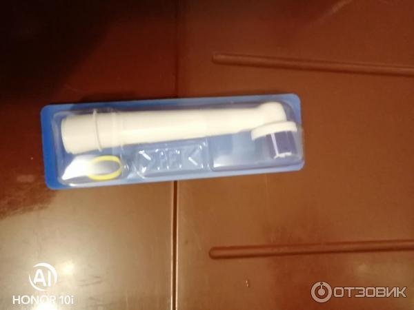 Электрическая зубная щетка Oral-B BRAUN фото