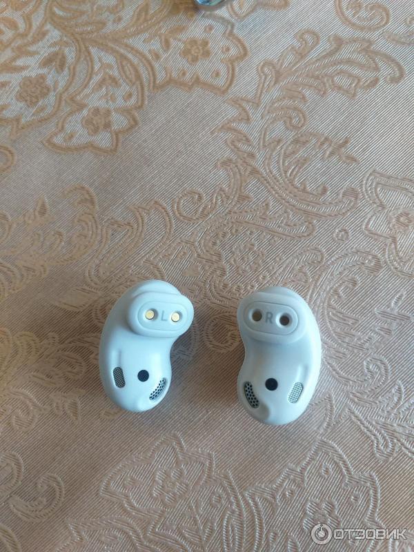 Беспроводные наушники Samsung Galaxy Buds Live фото