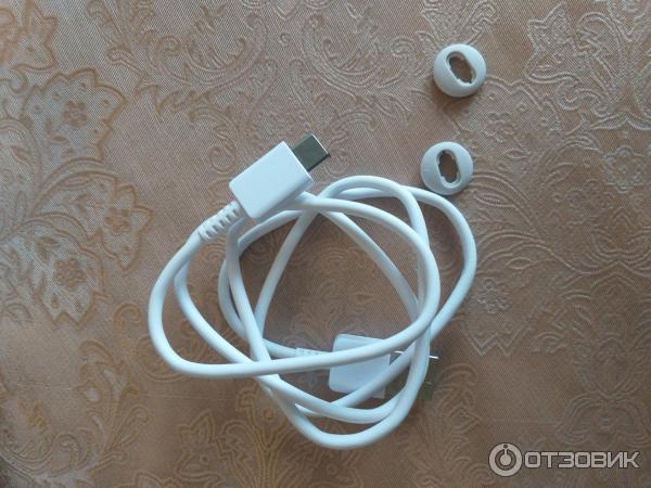 Беспроводные наушники Samsung Galaxy Buds Live фото