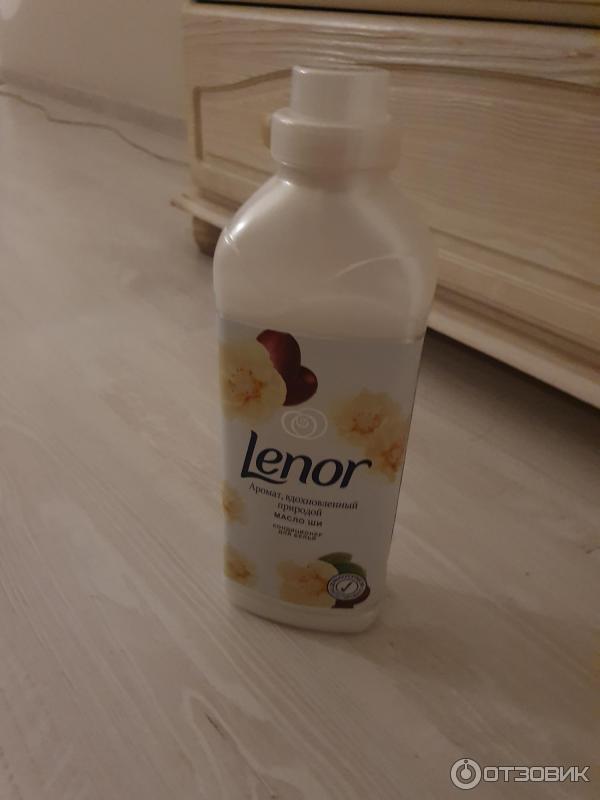 Кондиционер Lenor масло ши