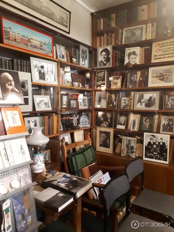 Мемориальный музей-квартира актерской семьи М. В., А. А. Мироновых-А. С. Менакера (Россия, Москва) фото