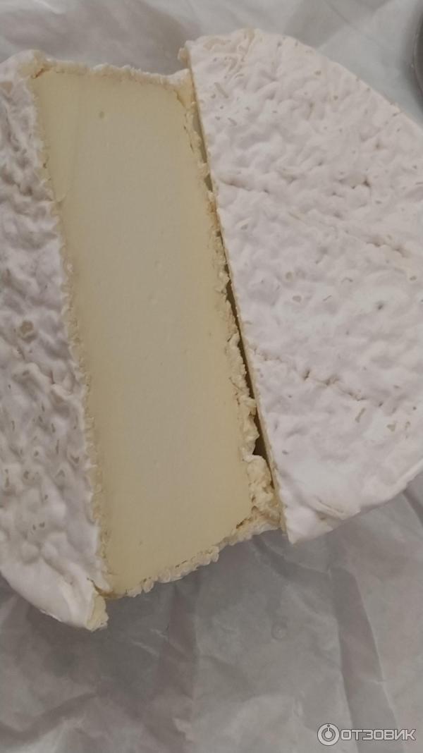 Сыр сливочный с белой плесенью DairyHorn Camembert фото