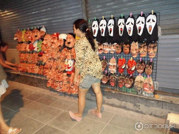 Ночные развлечения на улице Bangla Road (Таиланд, о. Пхукет) фото