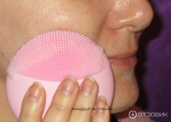 Щеточка для очищения лица Foreo Luna mini 3