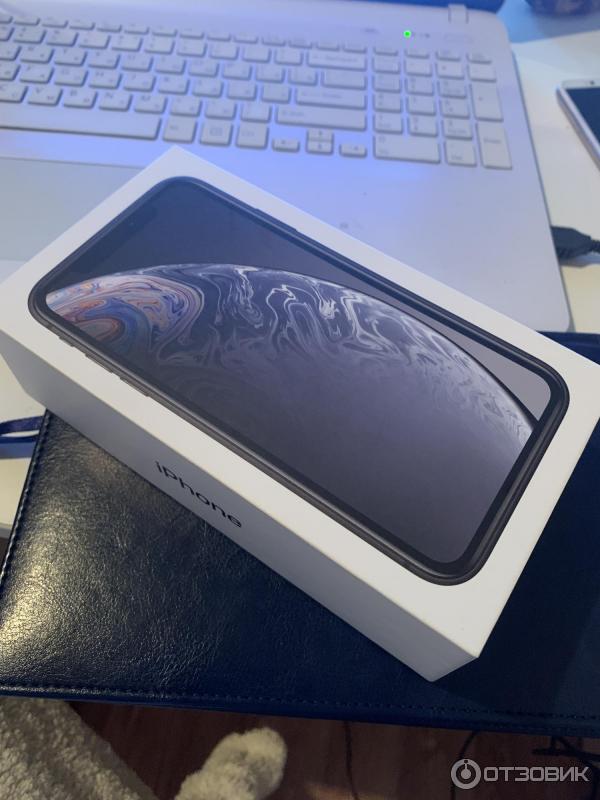 Смартфон Apple iPhone XR фото