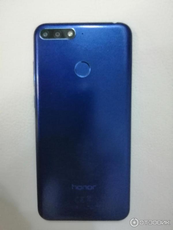 Смартфон Huawei Honor 7C фото