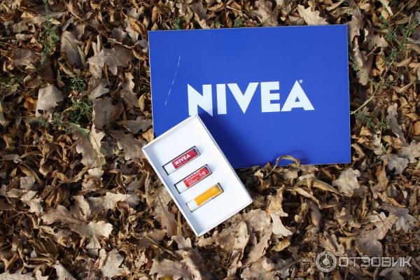 Бальзамы для губ NIVEA таю на губах фото