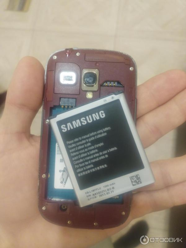 Смартфон Samsung GT-I8190N Galaxy S3 mini и аккумулятор