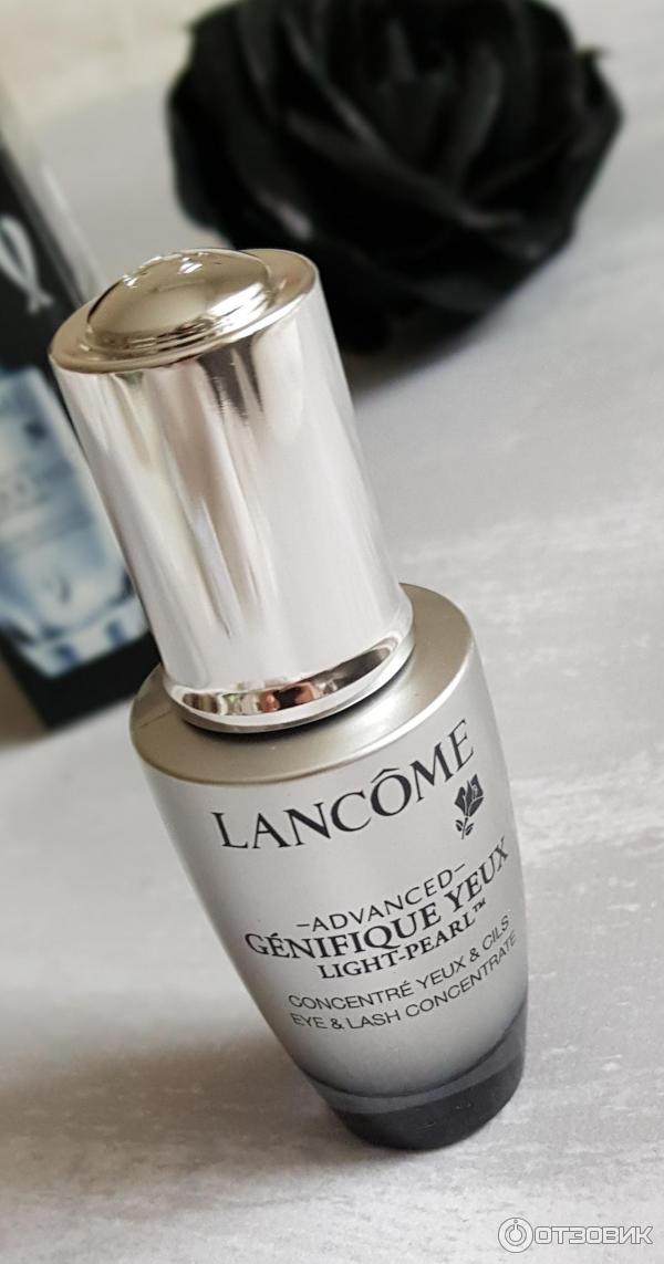 Активатор молодости для кожи вокруг глаз Lancome Genifique Yeux Light-Pearl фото