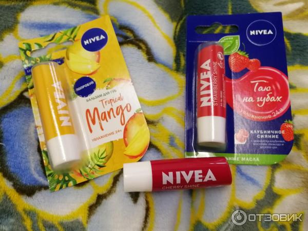 Бальзамы для губ NIVEA таю на губах фото