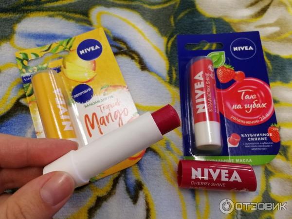 Бальзамы для губ NIVEA таю на губах фото