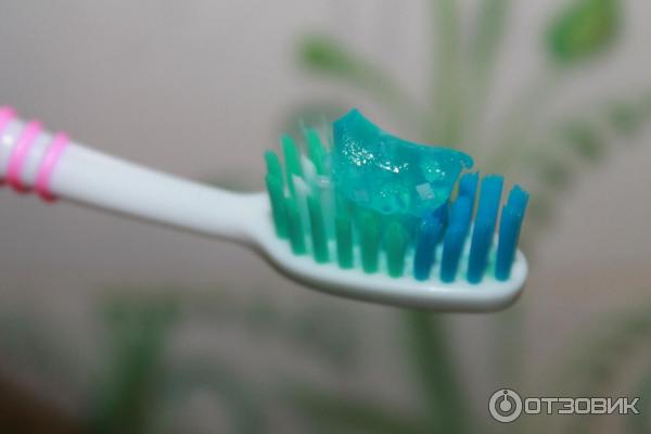 Зубная паста Colgate Max Fresh С освежающими кристаллами фото