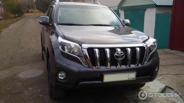 Автомобиль Toyota Land Cruiser Prado 150 фото