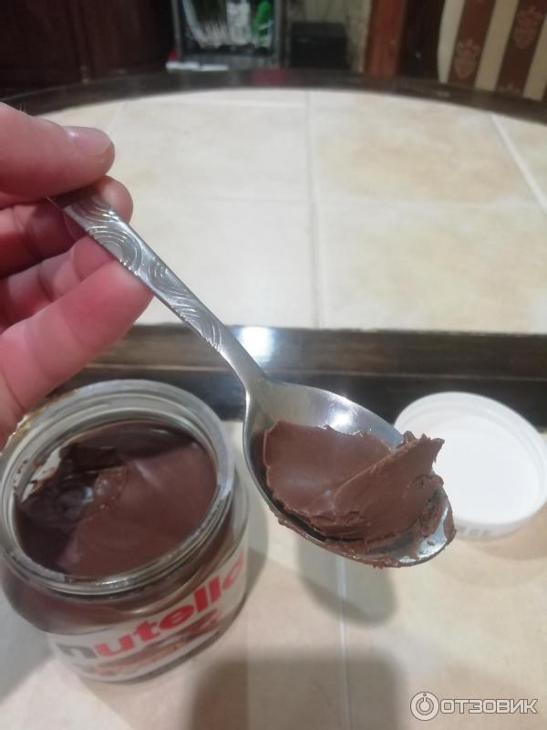 Ореховая паста Ferrero Nutella с добавлением какао