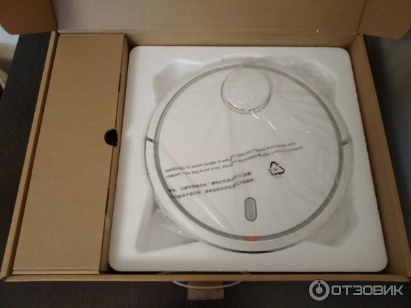 Робот-пылесос Xiaomi Mi Robot Vacuum Cleaner SDJQR01RR фото