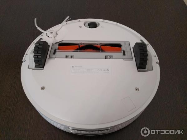 Робот-пылесос Xiaomi Mi Robot Vacuum Cleaner SDJQR01RR фото