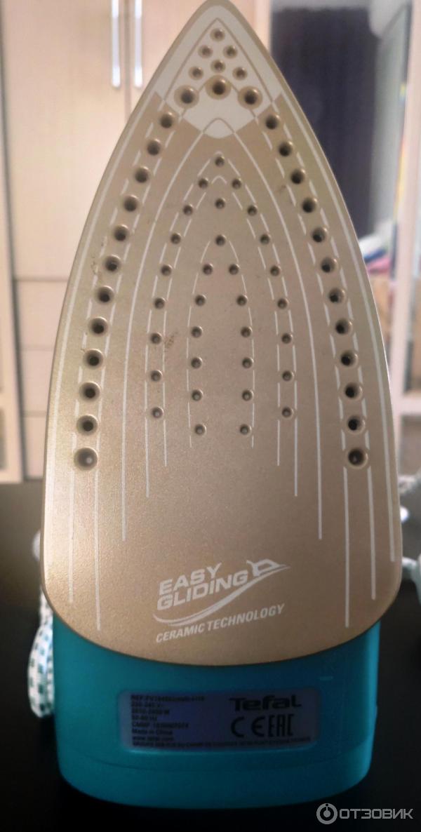 Отзыв о Утюг Tefal FV 3777 E0 Maestro мощный удар пара,но подошва не супер
