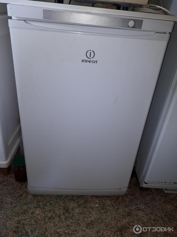 Indesit морозильный шкаф indesit sfr 100