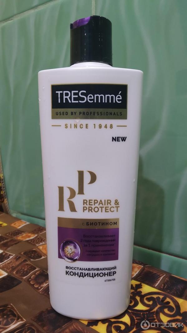 Восстанавливающий кондиционер для волос Tresemme Repair & Protect с биотином фото