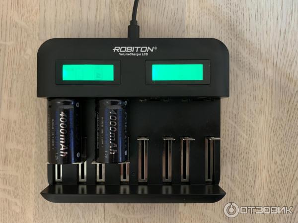 Зарядное устройство для аккумуляторов AA, AAA Robiton Volume Charger фото