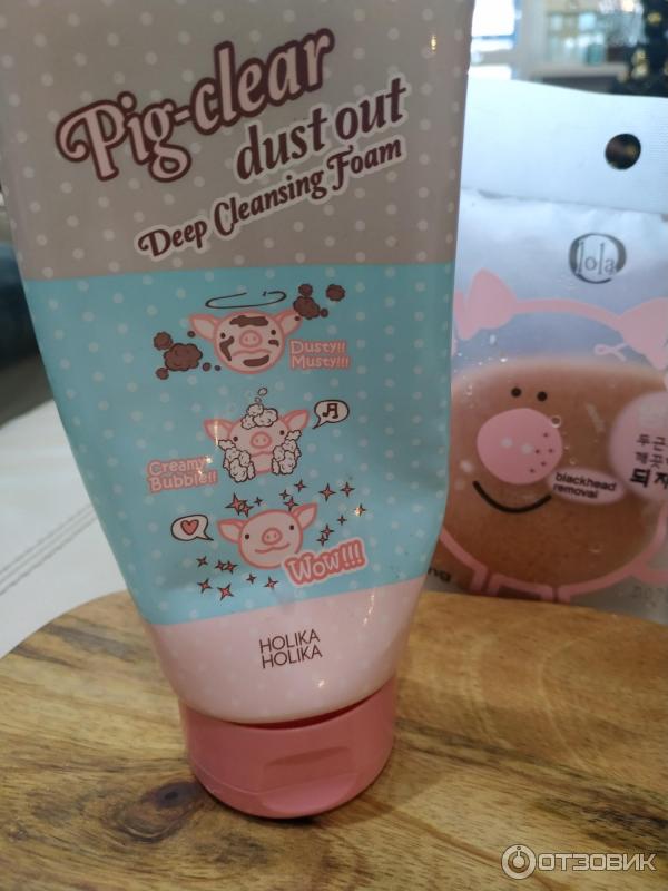 Глубоко очищающая пенка для лица Holika Holika Pig-clear dust out Deep Cleansing Foam фото