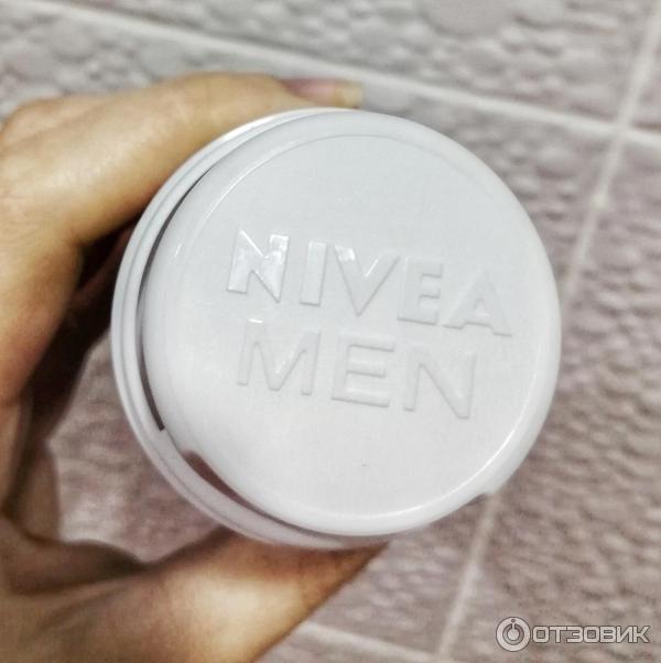 Пена для бритья Nivea for Men для чувствительной кожи фото