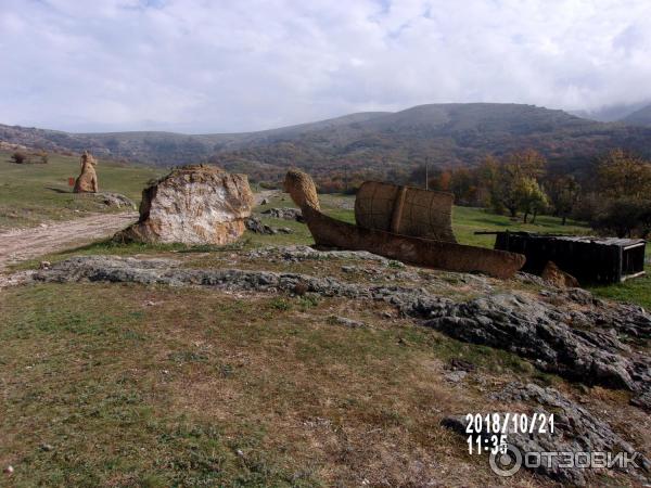 Сказочная долина Кизил-Коба (Россия, Крым) фото