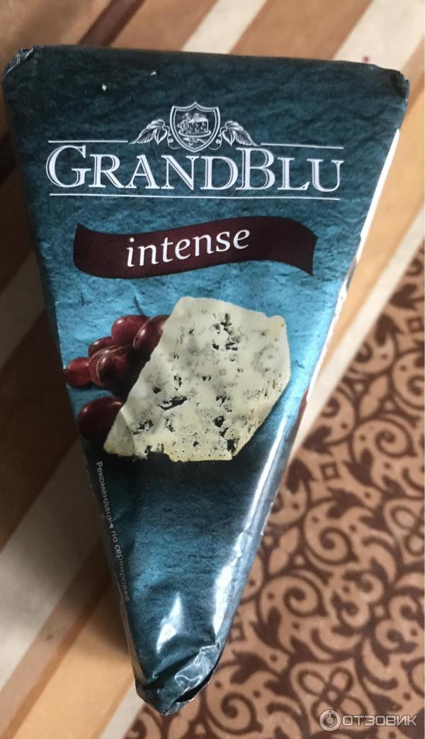 Сыр с голубой плесенью Milkana GrandBlu Intense фото