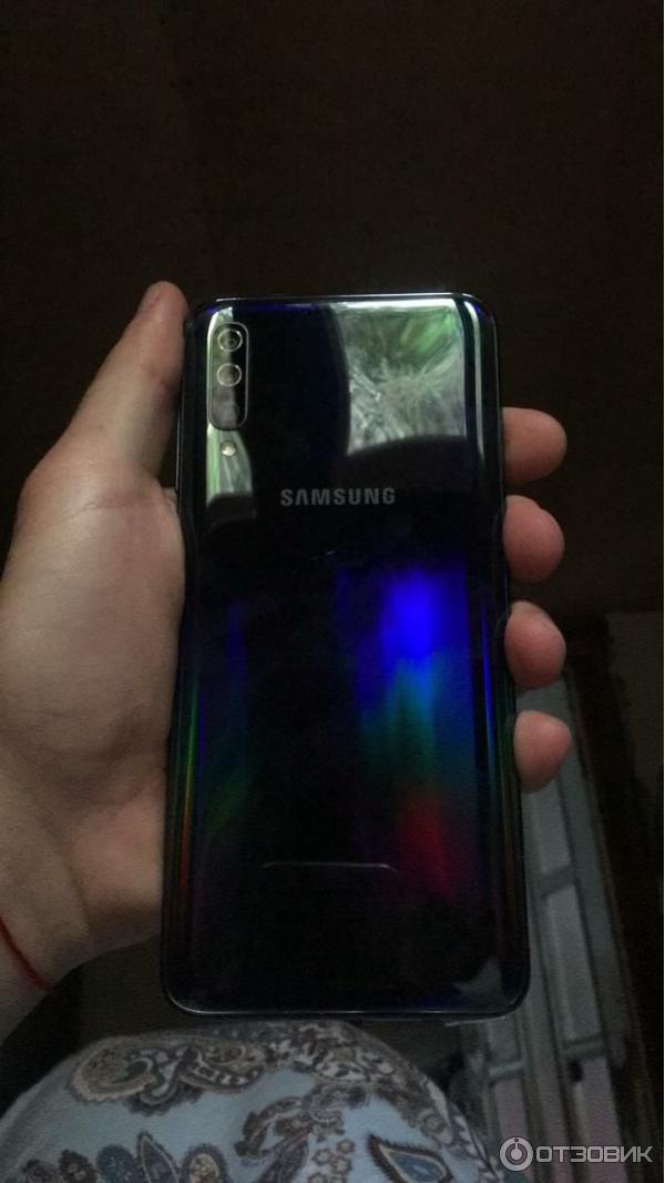 Смартфон Samsung Galaxy A70 фото