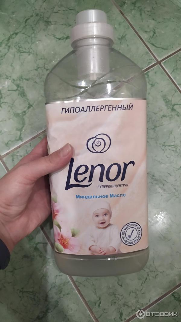 Концентрированный кондиционер для белья Lenor для чувствительной кожи фото