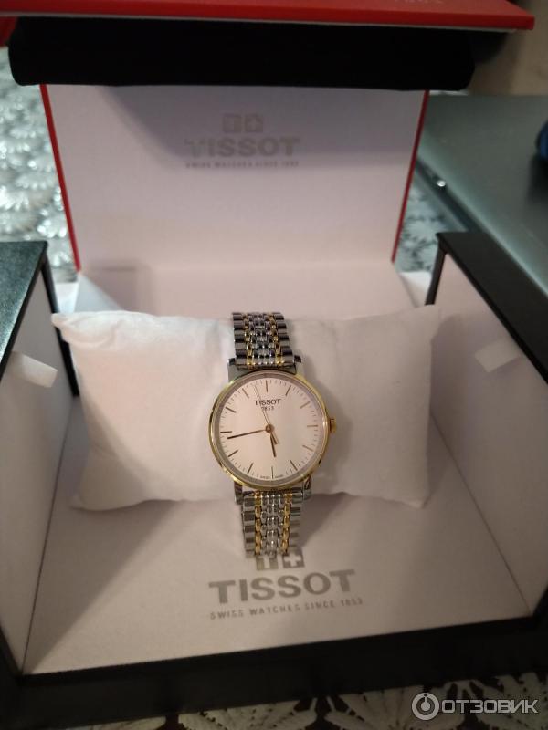 Женские наручные часы Tissot фото